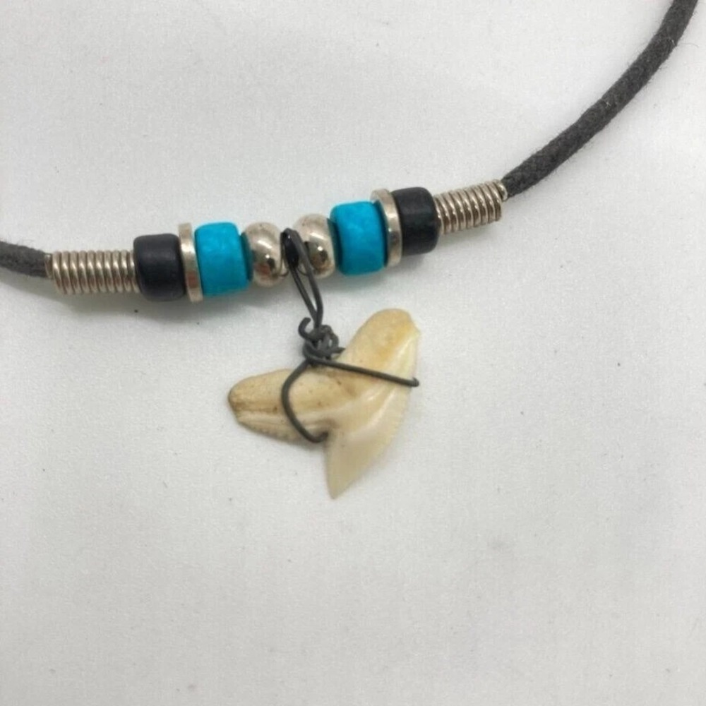 Shark Tooth Pendant Necklace Surfer Beach Boho Style Black‎ Cord Turquoise Beads
